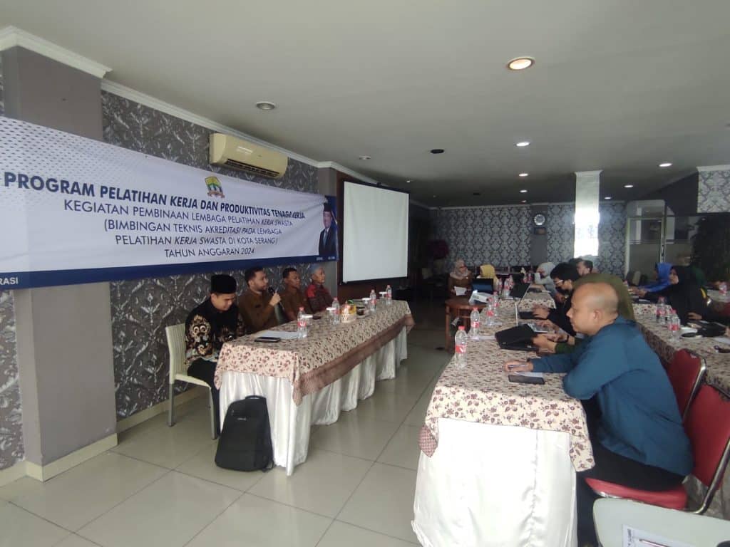 Pelaksanaan Kegiatan Pembinaan LPK Swasta di Kota Serang