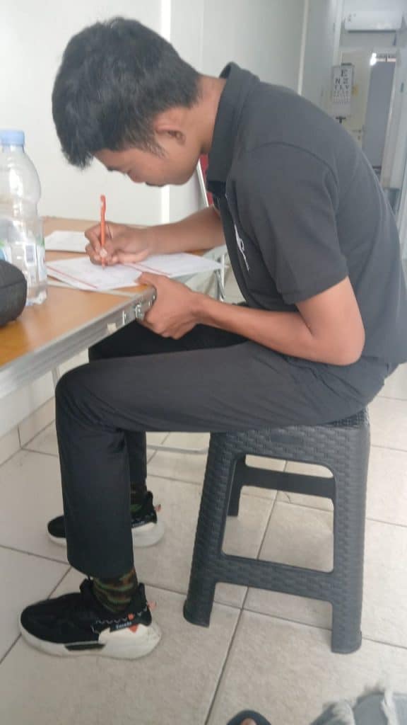Pengisian data medical check up calon pekerja PT. Maccaferri Indonesia